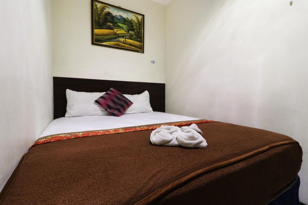 Bantal Guling Pasar Baru Hotell Bandung Exteriör bild