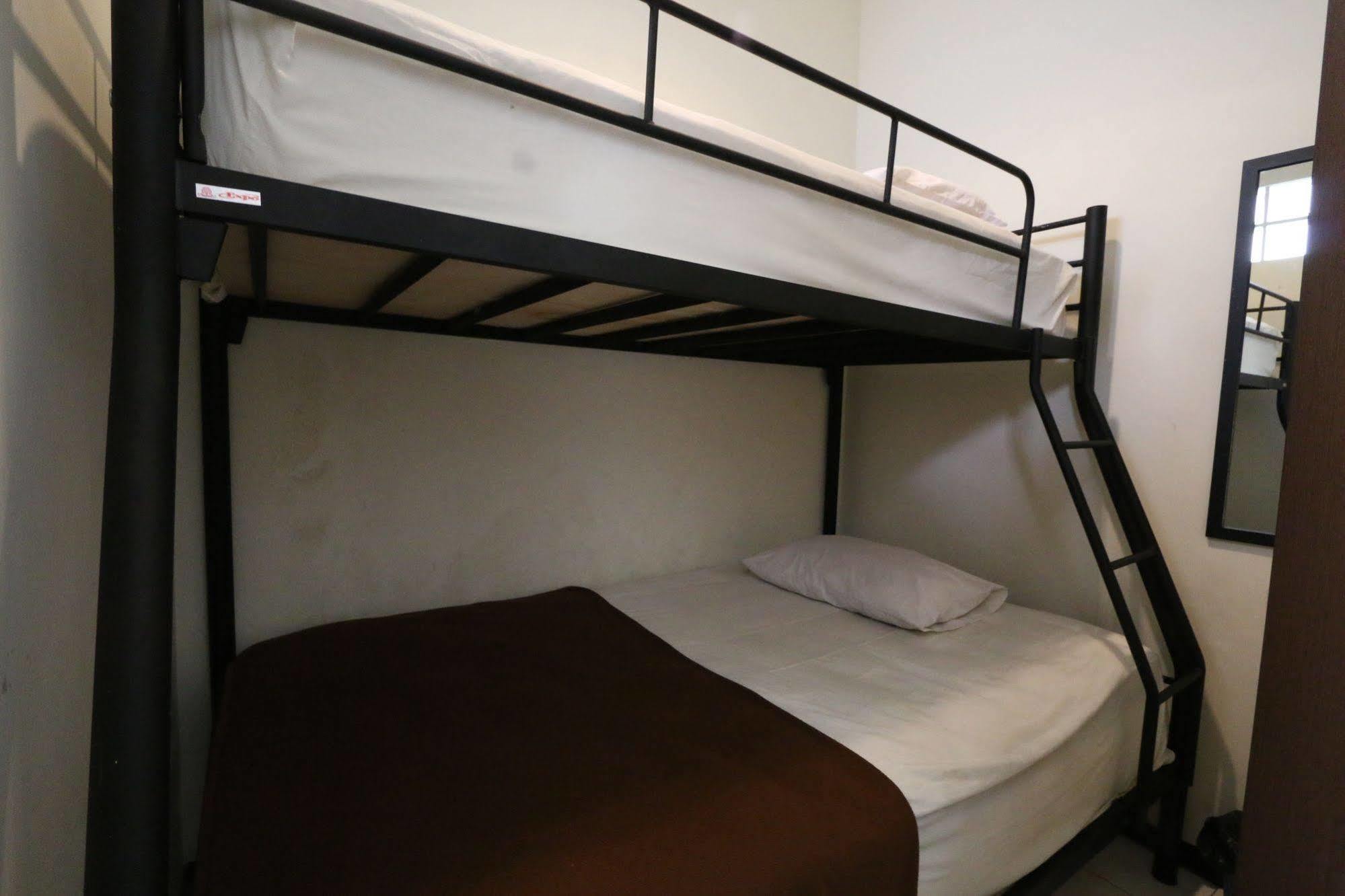 Bantal Guling Pasar Baru Hotell Bandung Exteriör bild