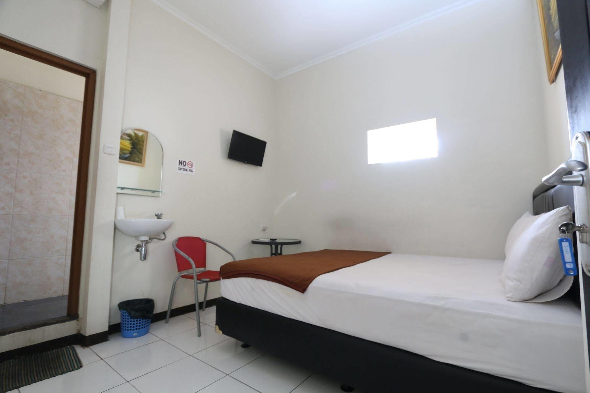 Bantal Guling Pasar Baru Hotell Bandung Exteriör bild